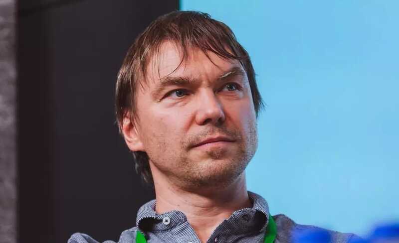 Андрей Кривенко отжал сеть магазинов женской одежды у Семена Пименова
