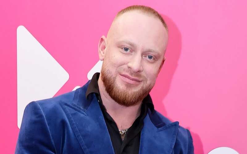 Лёша Свик требует лучший отель и кальян для своих концертов