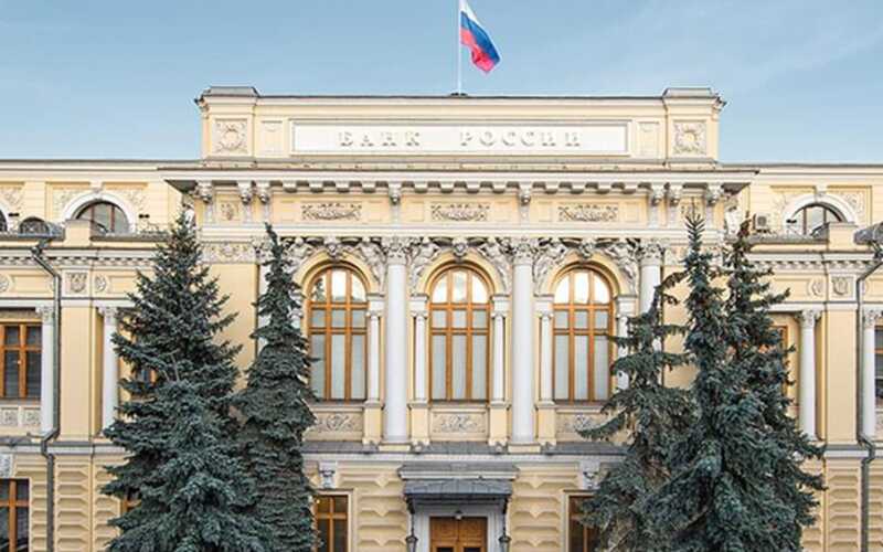 Российские банки будут приостанавливать некоторые переводы