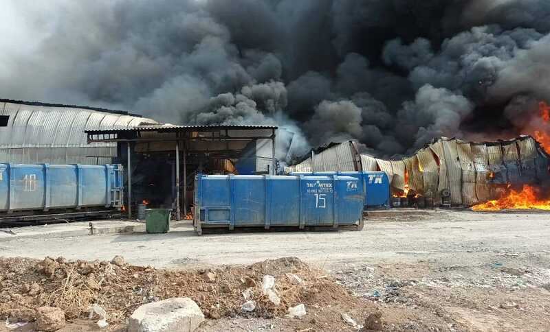 В Ростове-на-Дону локализовали крупный пожар на мусорном полигоне