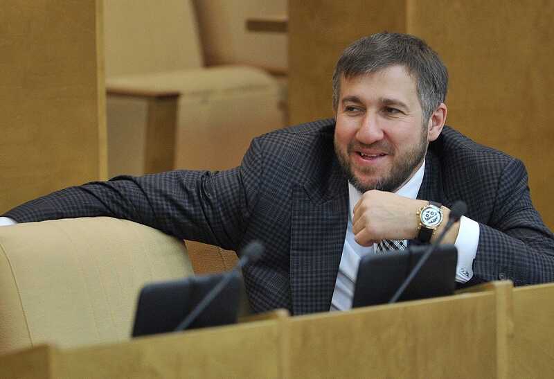 Григорий Аникеев борется за «сосисоны»