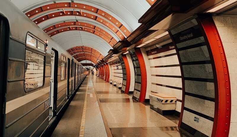 Петербургский метрополитен тратит миллионы на пиар перед выборами