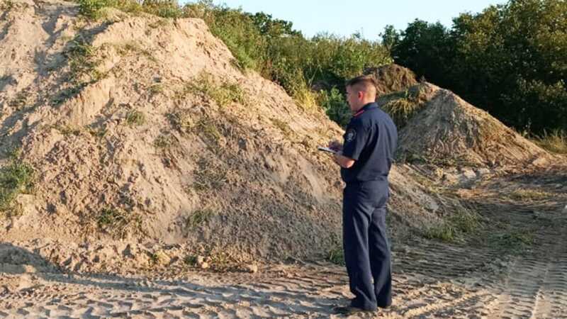 В Амурской области ребенок погиб в песчаном карьере