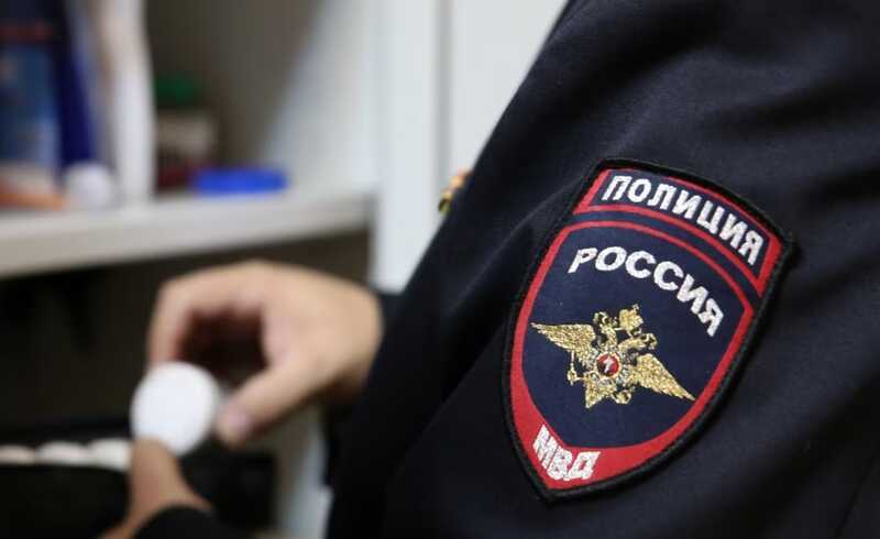 В Ингушетии мужчина ранил полицейского отверткой и погиб