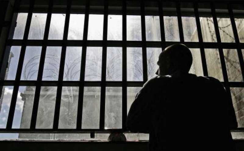 В курганской тюрьме охранники избивали и насиловали задержанных