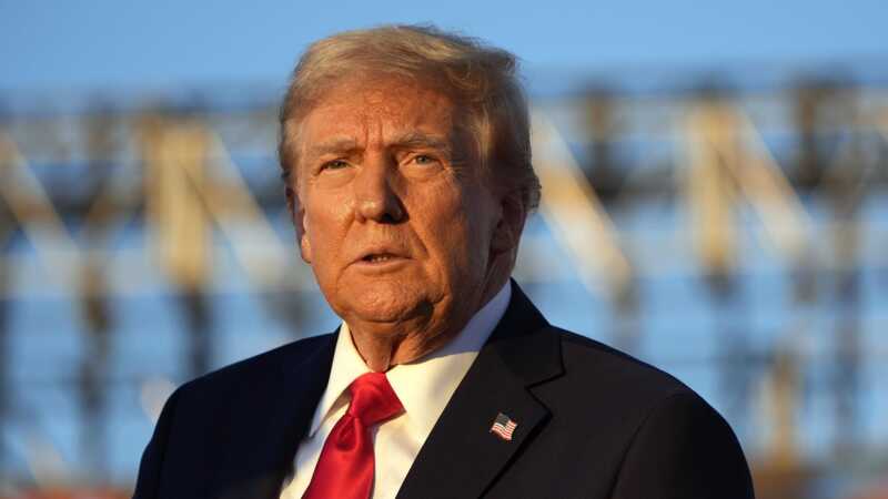 Трамп вновь пообещал высадку на Марс, если вернется в кресло президента