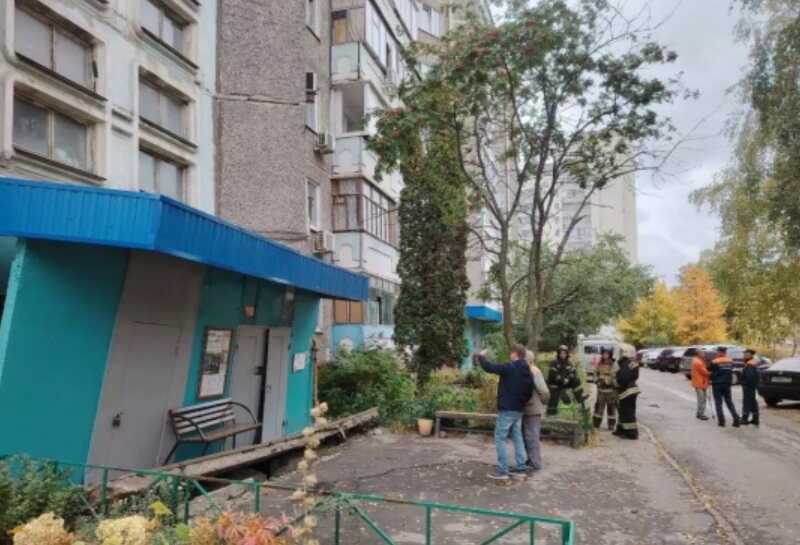 Власти Липецка отказались отселять жильцов дома с отвалившейся стеной