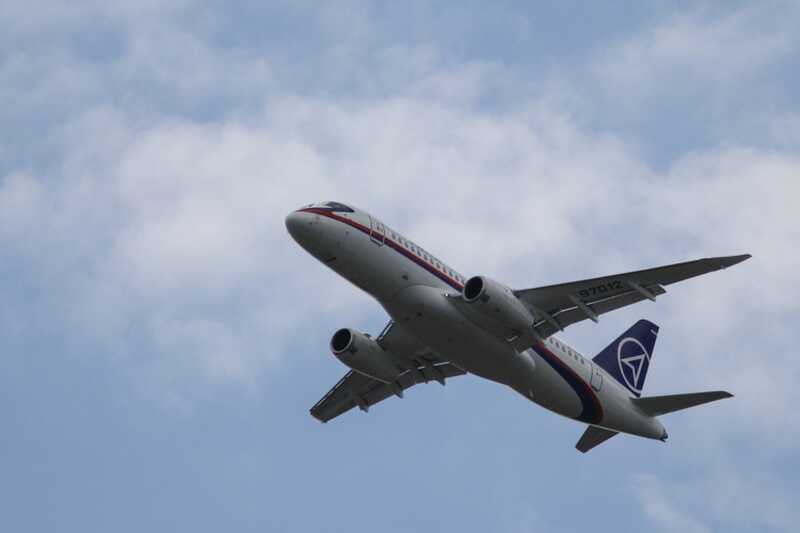      Sukhoi Superjet 100