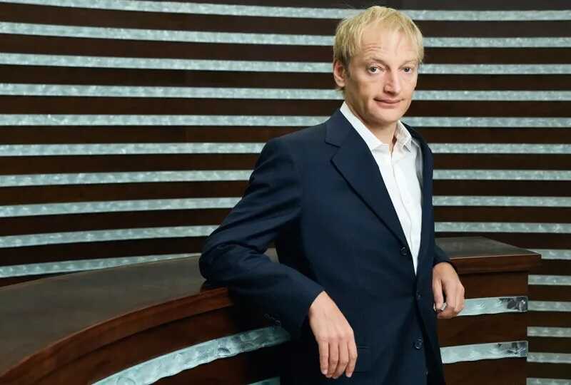Как Дмитрий Хотимский из "Совкомбанка" строит бизнес на грязных деньгах