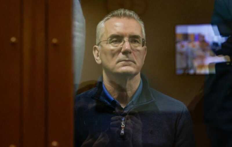 Белозерцев лишается имущества из-за задолженности в 8,4 миллиарда рублей