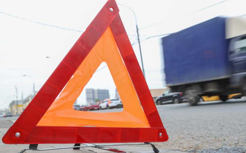В Нижегородской области КамАЗ наехал на пенсионерку, которая переходила дорогу