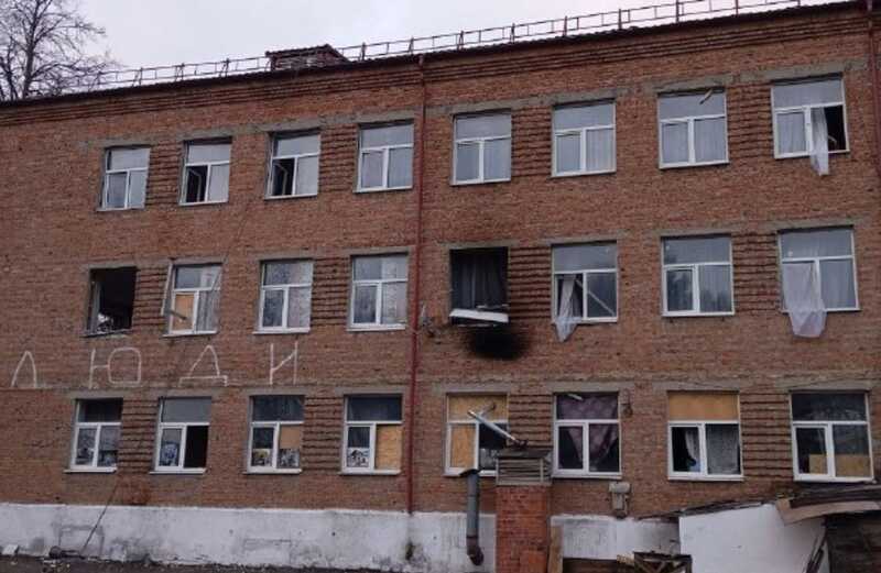 Спутниковые снимки показывают разрушения интерната в Судже