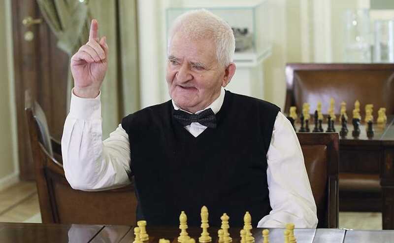 Скончался легендарный советский чемпион мира по шахматам