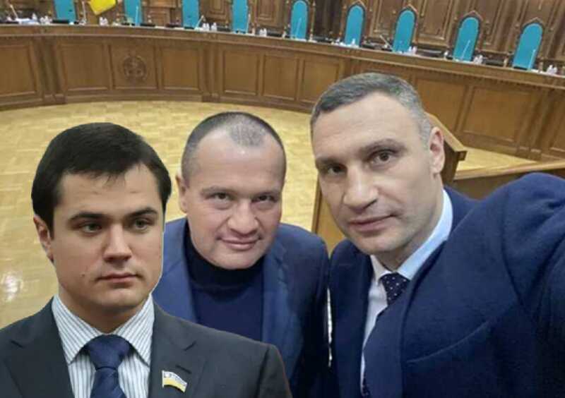 По делу Комарницкого арестован телефон кума и подельника Кличко – Артура Палатного