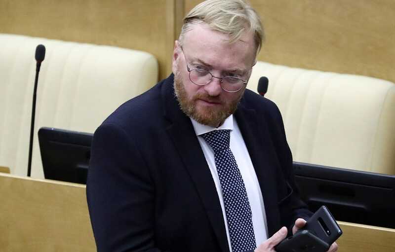 Депутат Милонов предложил штрафовать пьющих сотрудников и поощрять трезвых премиями