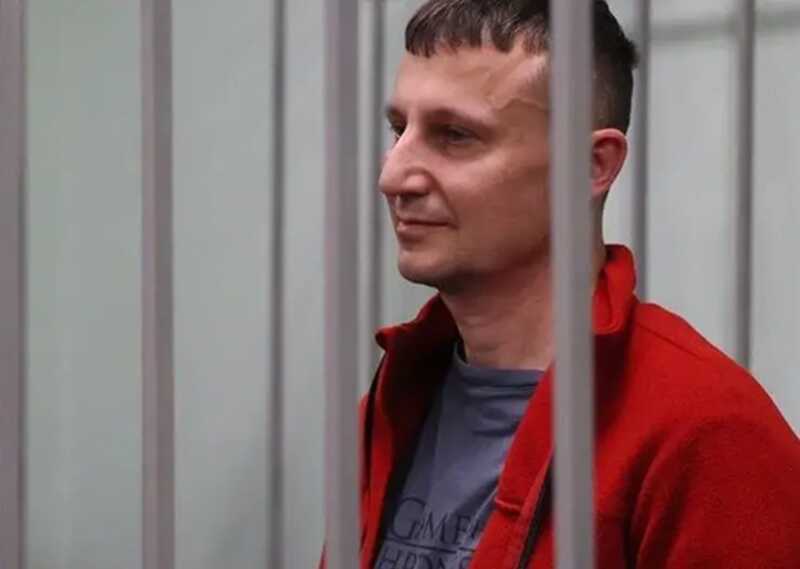 Осуждённый за коррупцию оппозиционный депутат обратился с просьбой отправить его на фронт