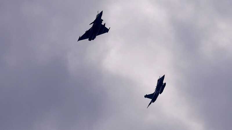 Во Франции столкнулись два самолета Patrouille de France