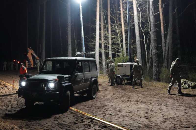На территории в Литве, где исчезли американские военные, начали возводить дамбу