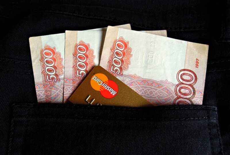 В Хакасии учителя и врачи не получили аванс в установленный срок