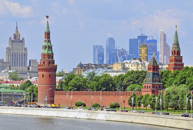 Кремль разрабатывает планы по возвращению релокантов и «легализации» «иностранных агентов»