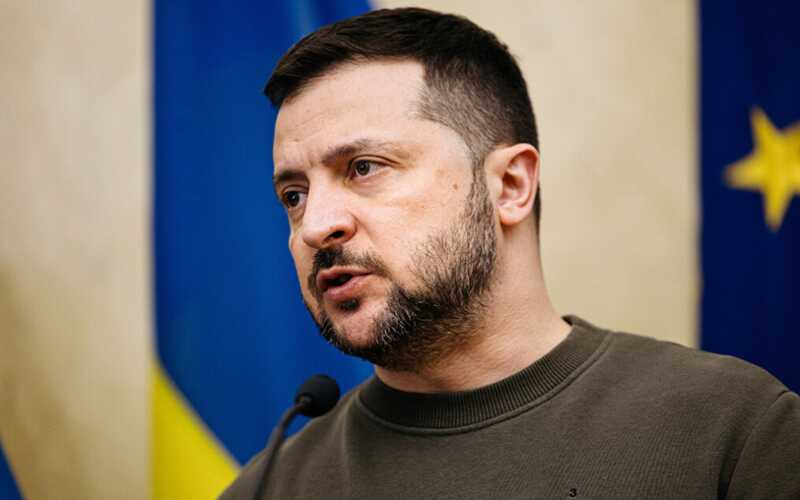 Зеленский предложил Украине начать диалог с российскими регионами и оппозиционными силами