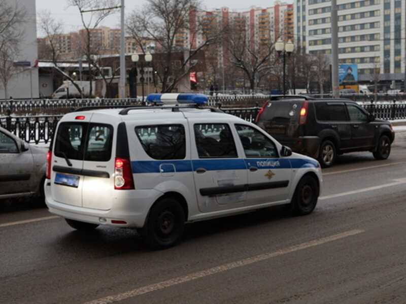 Жителя Москвы обманули на 10 тысяч рублей посредством коробки с сюрпризом