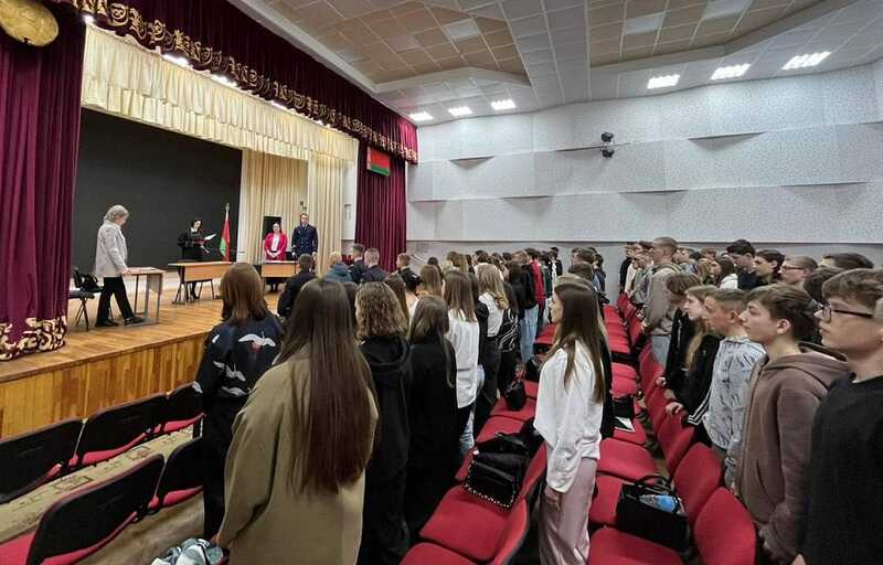 В Белоруссии студентам показали судебное заседание по делу оскорбления Лукашенко