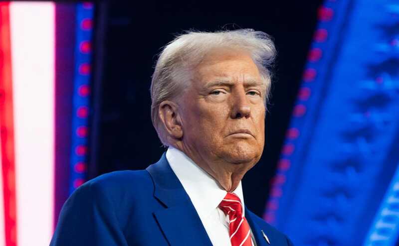 Трамп объявил о введении тарифов на фармацевтические товары