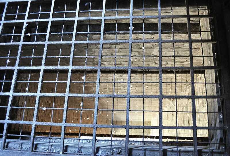 Суд Екатеринбурга прекратил дело о госизмене после смерти обвиняемого