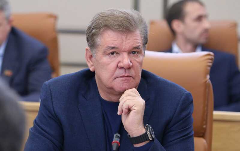 Теневой мэр Красноярска Владимир Егоров вывел миллионы из бюджета в особняк