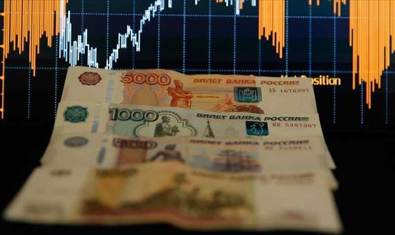 Дефицит бюджета России в 2025 году вырастет до 3,3 триллиона рублей