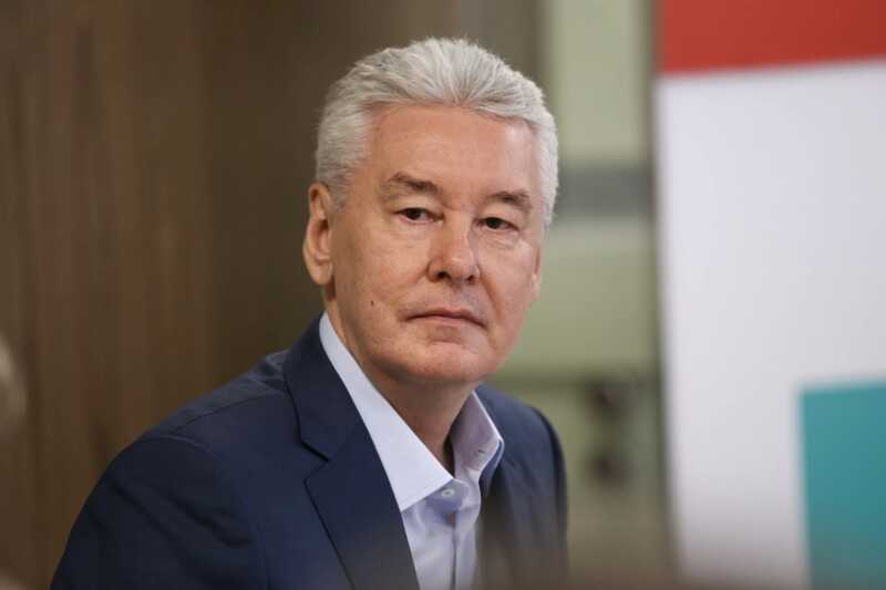 Собянин в центре внимания: элитные кланы сужают круг вокруг мэрии