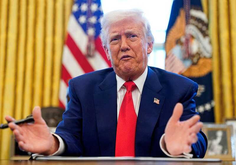 Трамп обвинил Путина в затягивании войны и потребовал "изменить подход"