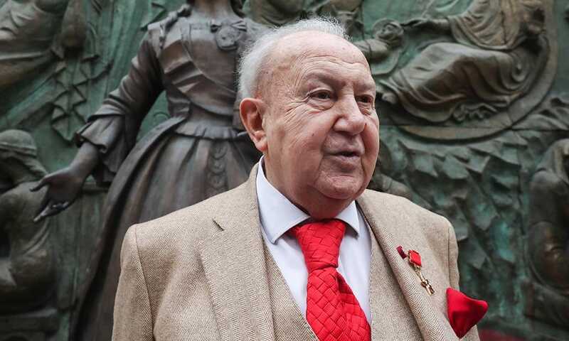 Зураба Церетели похоронили в Тбилиси рядом с супругой