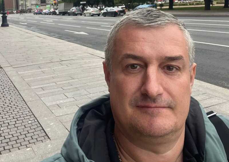 При взрыве снаряда депутату Ленинградской области оторвало руки и ноги