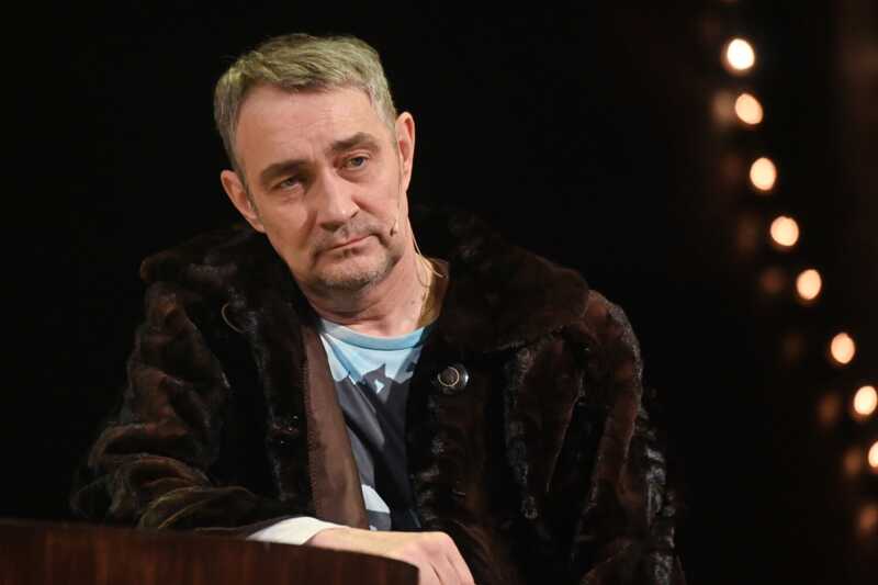 Актеру сериала «Склифосовский» сделали операцию на ноги