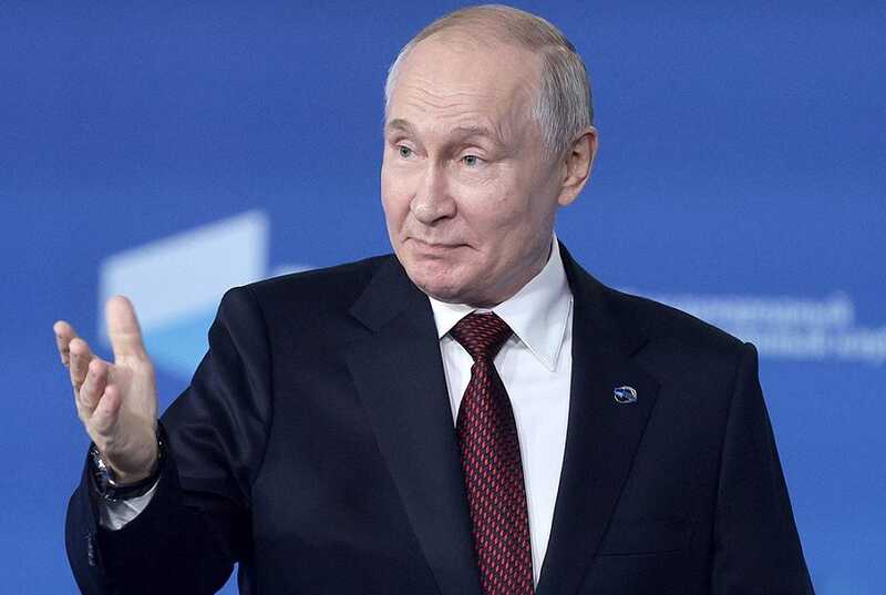 Путин призвал «защитить» россиян от Запада, говоря в немецкий микрофон