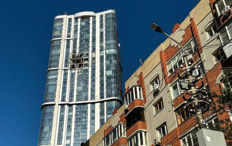 В Энгельсе дрон уничтожил жилой дом