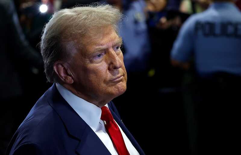 Трамп обвинил губернатора Калифорнии в неспособности справиться с беспорядками