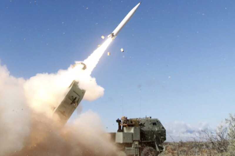 HIMARS уничтожили российскую технику рядом с Макеевкой
