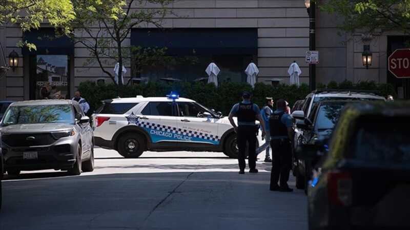 В США задержали мужчину, который пытался на автомобиле сбить группу протестующих