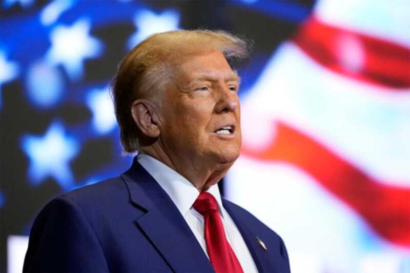 Трамп одобрил планы атаки на Иран, но временно приостановил их