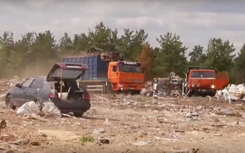 Свалка под Дзержинском продолжает функционировать, несмотря на решение суда
