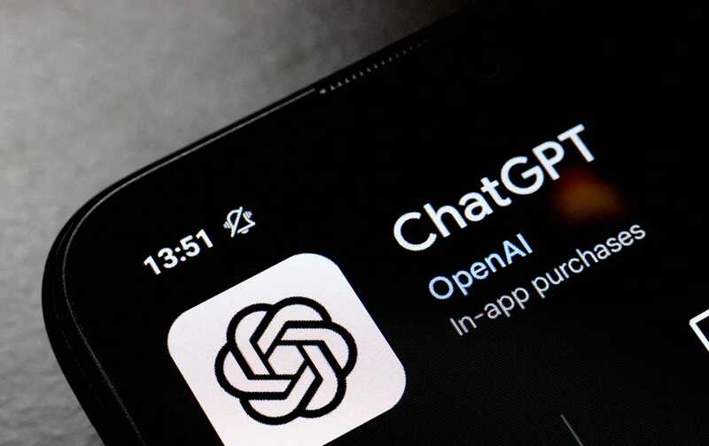 Исследование, проведенное MIT, обнаружило отрицательное воздействие ChatGPT на когнитивные способности