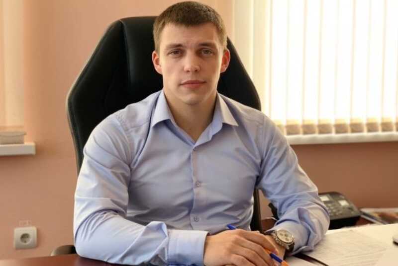 Самый молодой мэр России Александр Старжинский признан виновным в незаконном присвоении премий