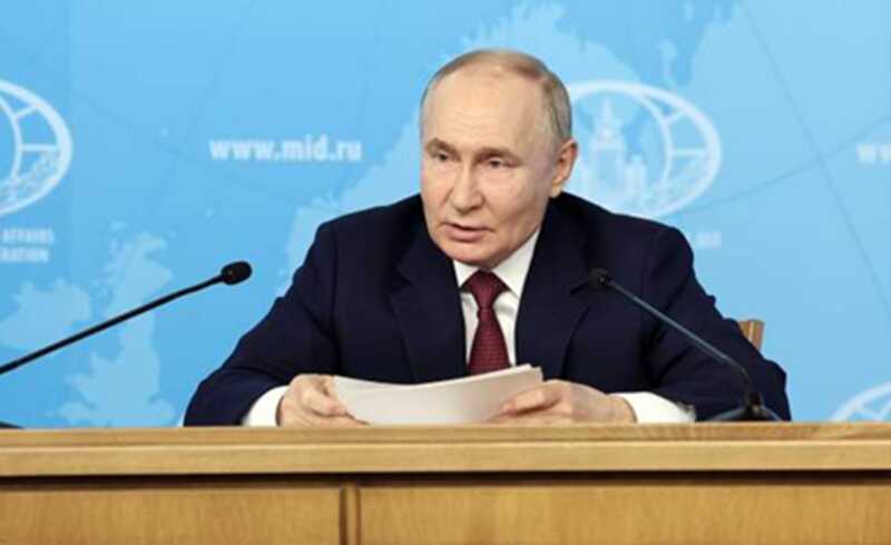 Путин призвал Украину вернуть нейтральный и внеблоковый статус
