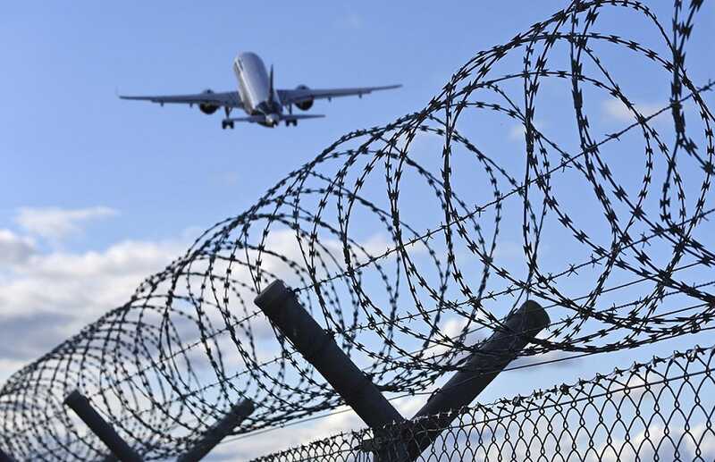 Волонтёры сообщают о массовом удержании украинцев в подвале на границе с Грузией