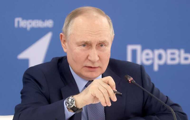 Новый закон Путина ограничит взаимодействие российских ученых с иностранцами