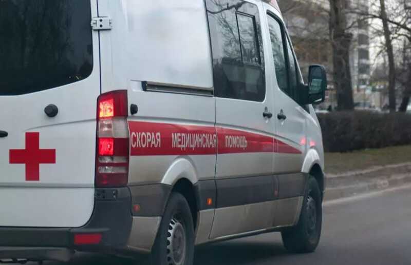 В московском офисе женщина облила коллегу кипятком и ударила его кружкой по голове