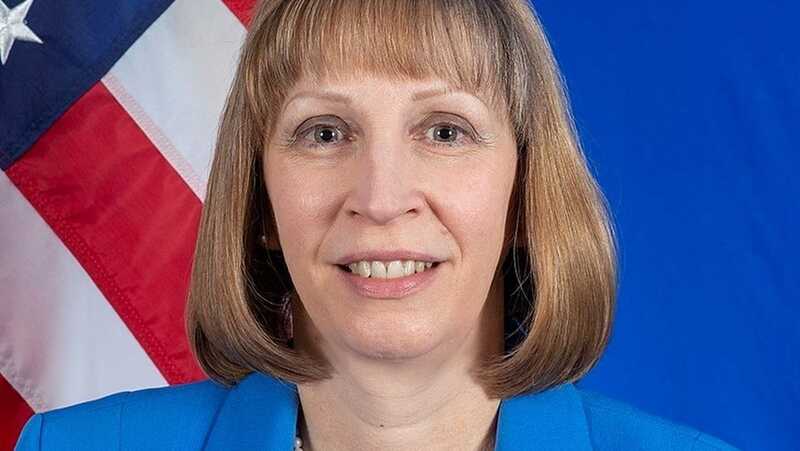 Посол США Линн Трейси попрощалась с Россией, используя стихи Пушкина